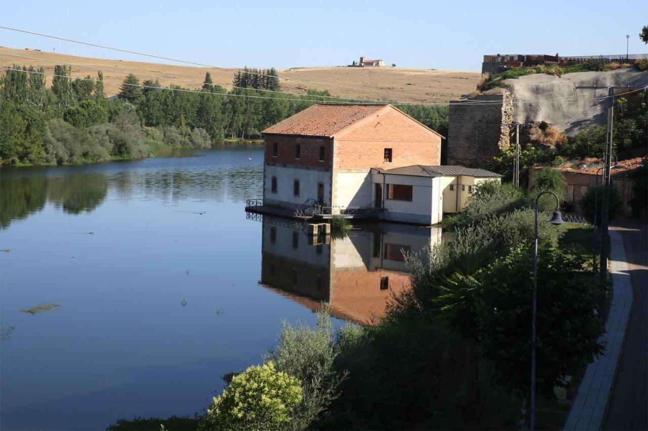 Alojamiento La Duquesita Διαμέρισμα Alba De Tormes Εξωτερικό φωτογραφία